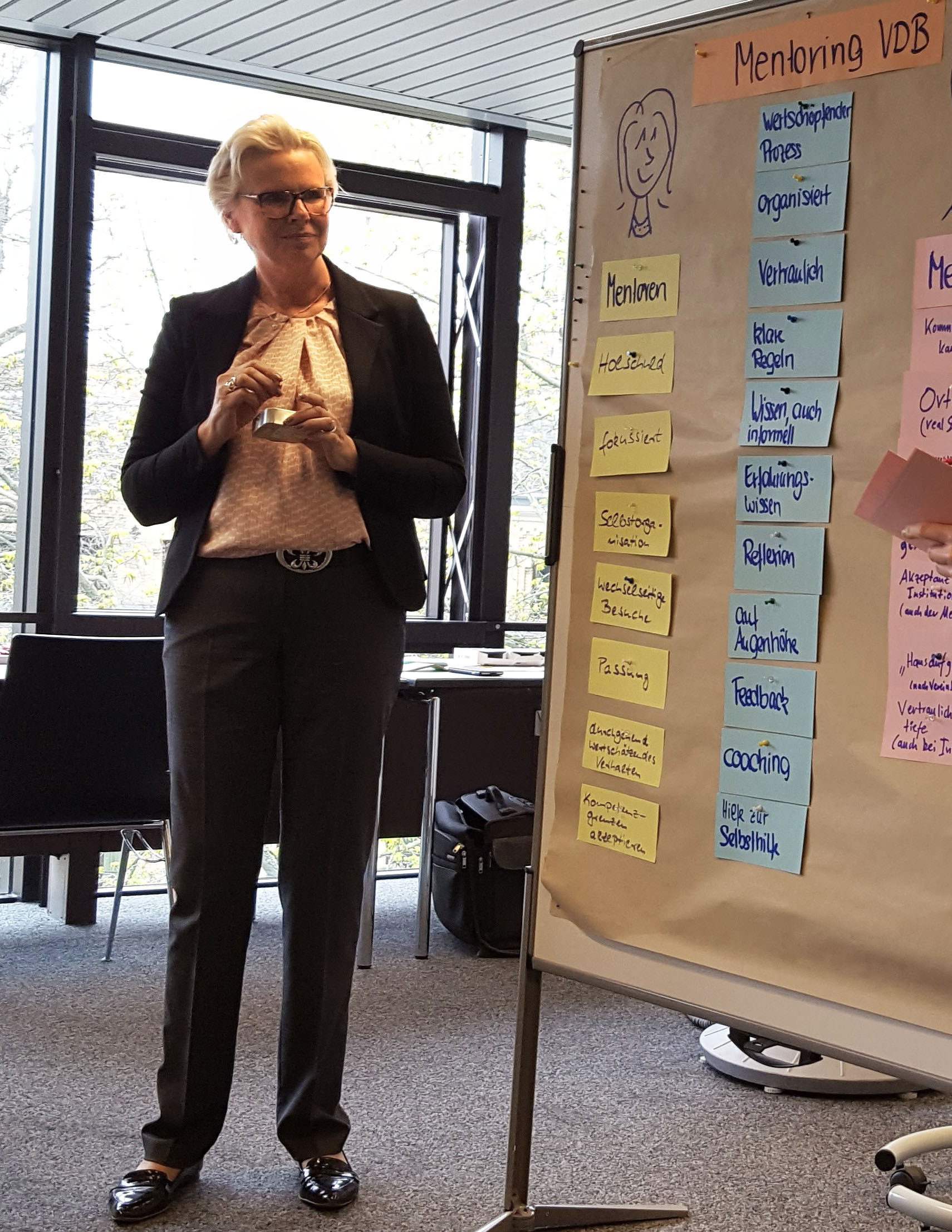 Abb.: Birgit Dünwald beim Auftaktworkshop des Mentoringprogramms